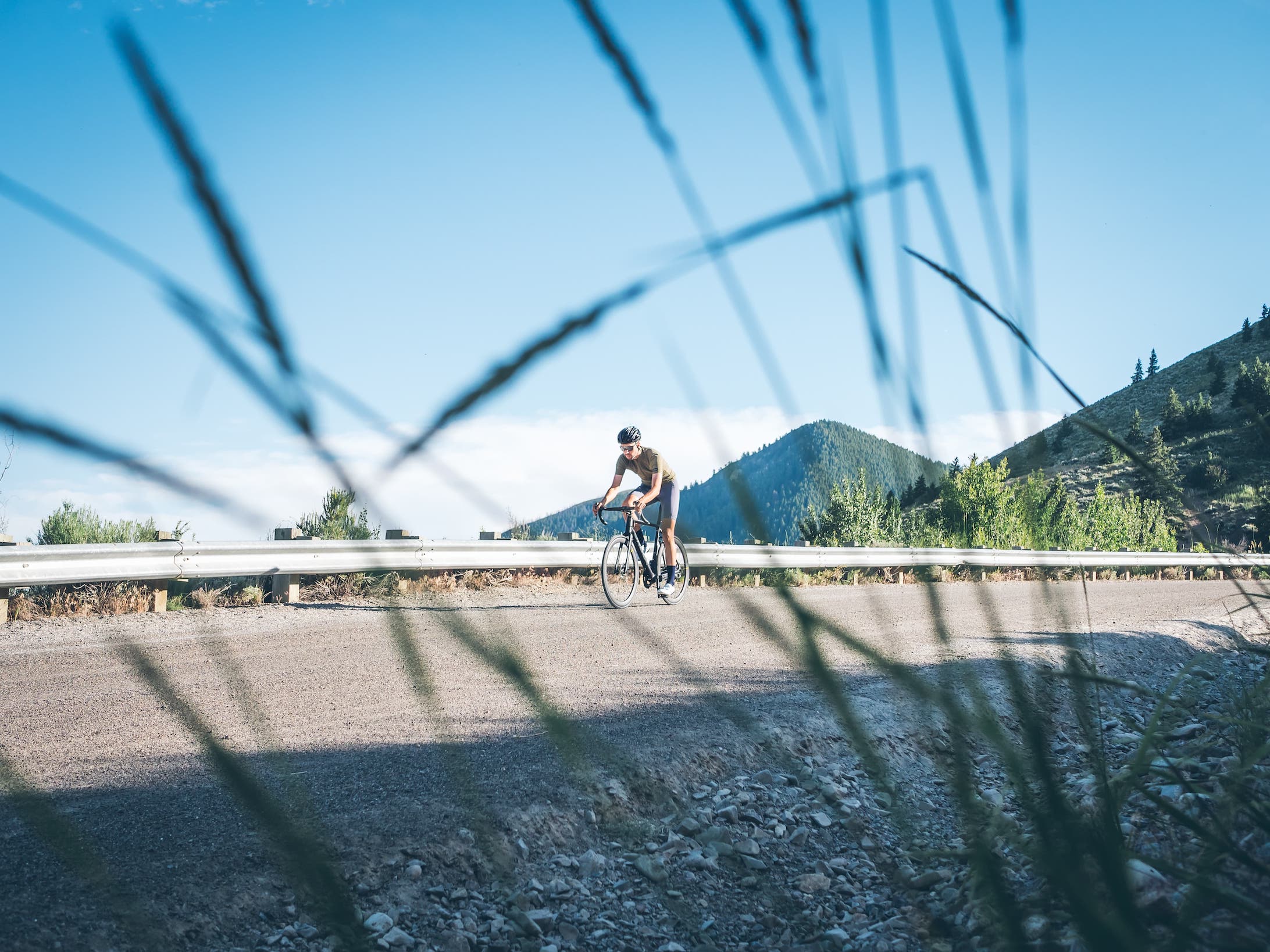 logan-deborde-E8qy90gYwHg-unsplash-min Cykeltræner